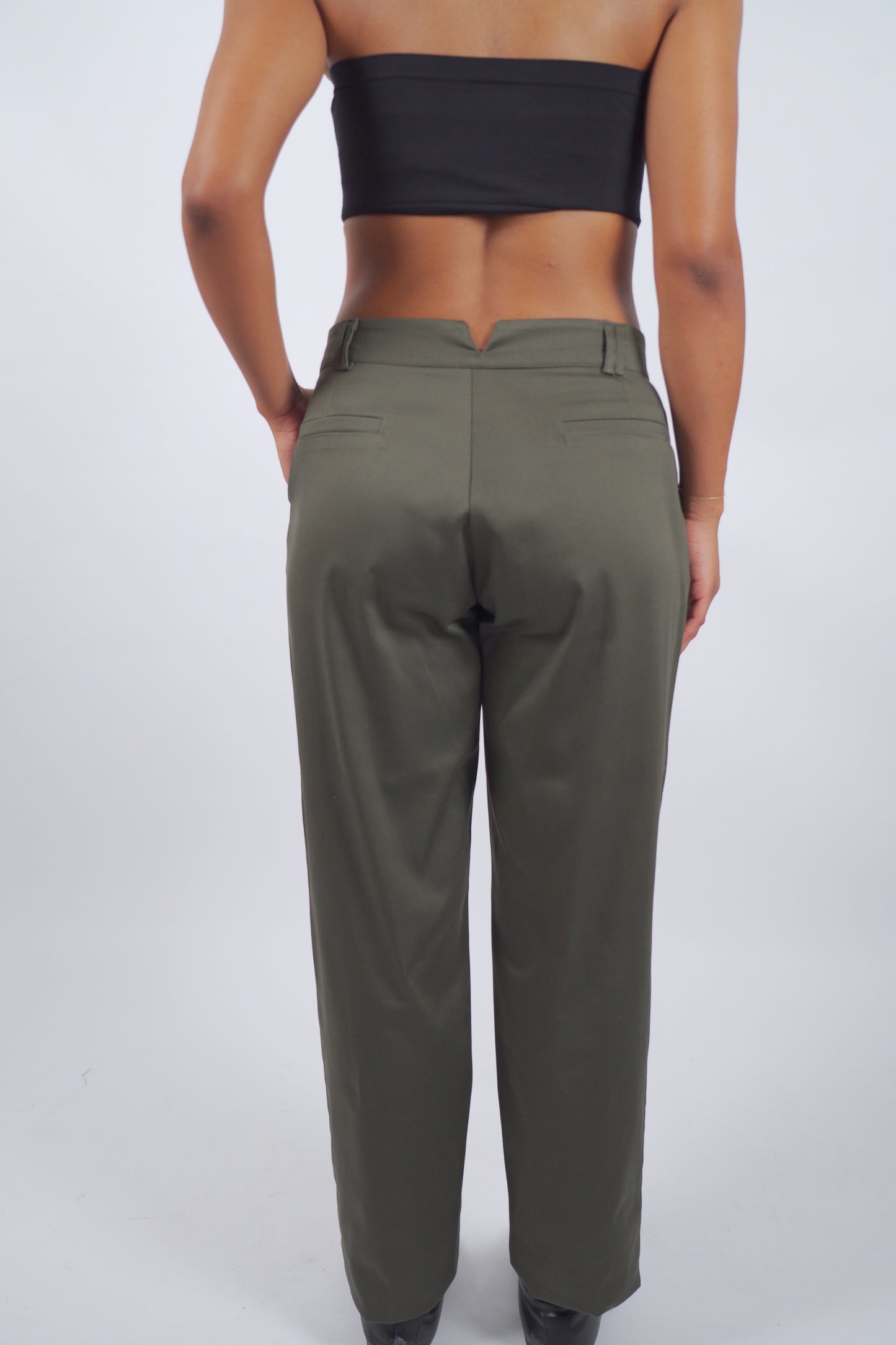 The City Pants in Khaki